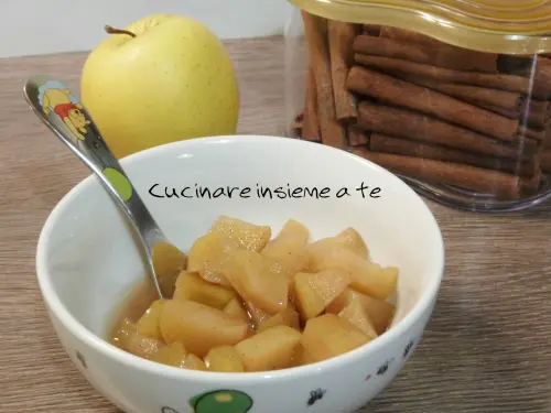 Frullato di frutta per neonati